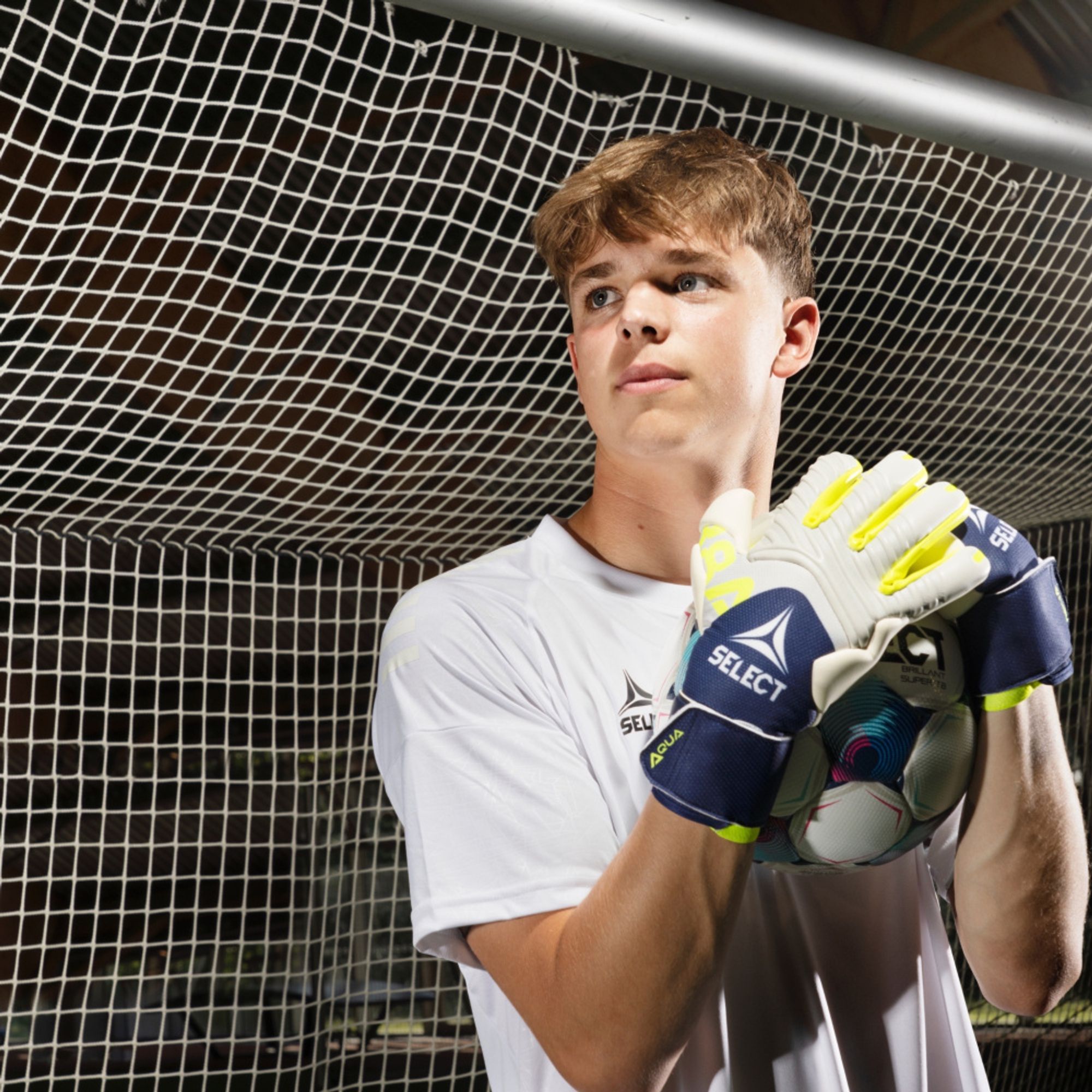 Select 88 Pro Aqua v26 keeperhansker