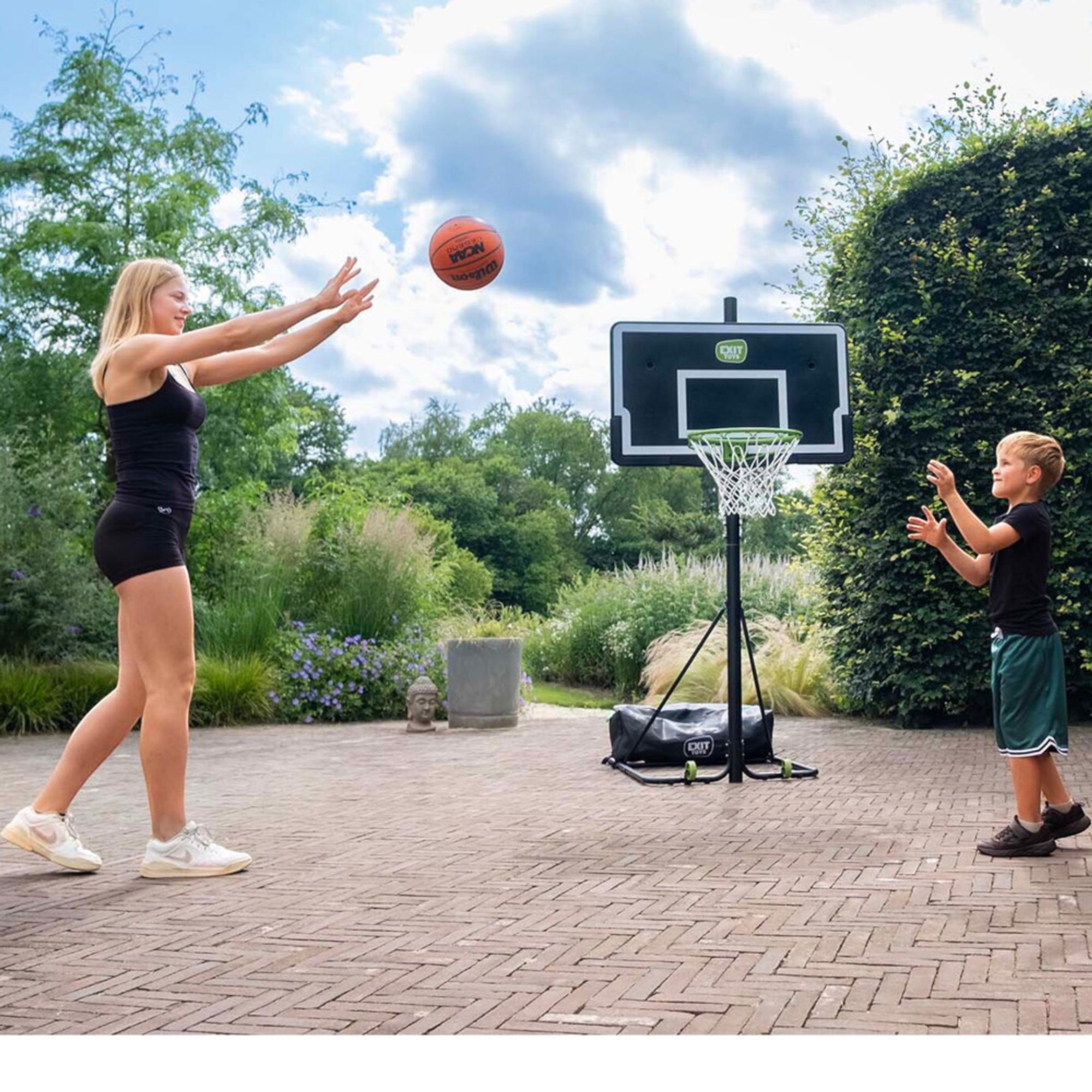 Exit NovaStar basketballkurv